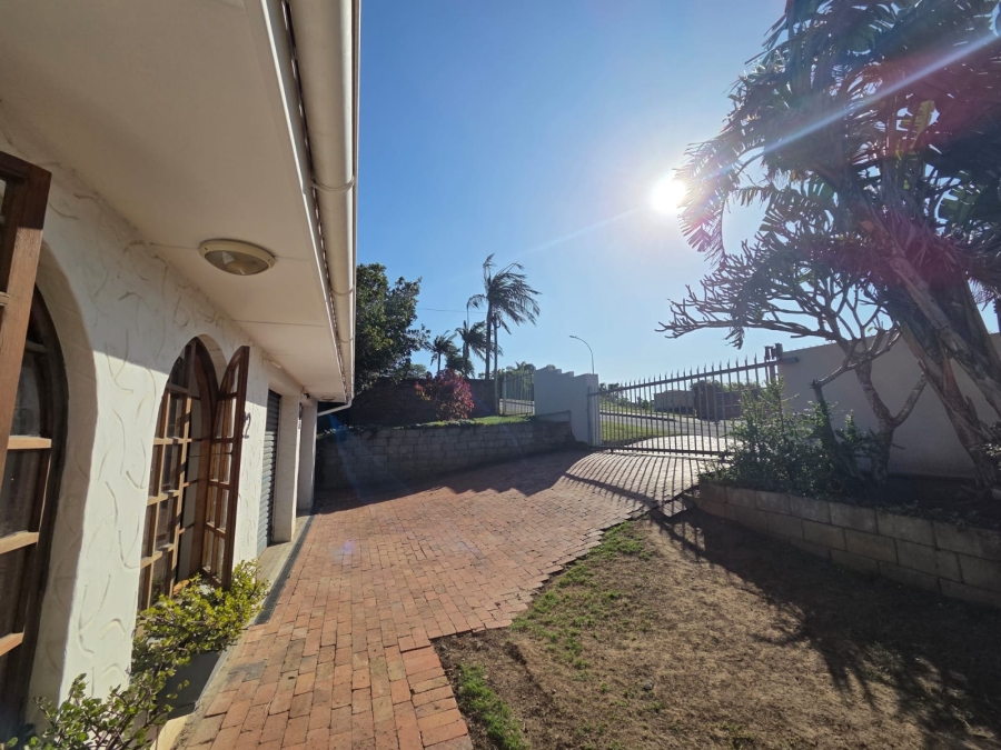 To Let 3 Bedroom Property for Rent in Vincent Heights Eastern Cape